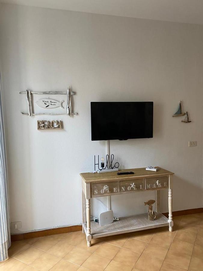La Casa Di Via Musso Apartment Ноли Екстериор снимка