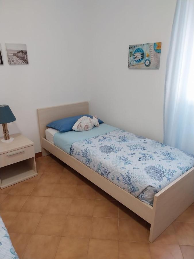 La Casa Di Via Musso Apartment Ноли Екстериор снимка
